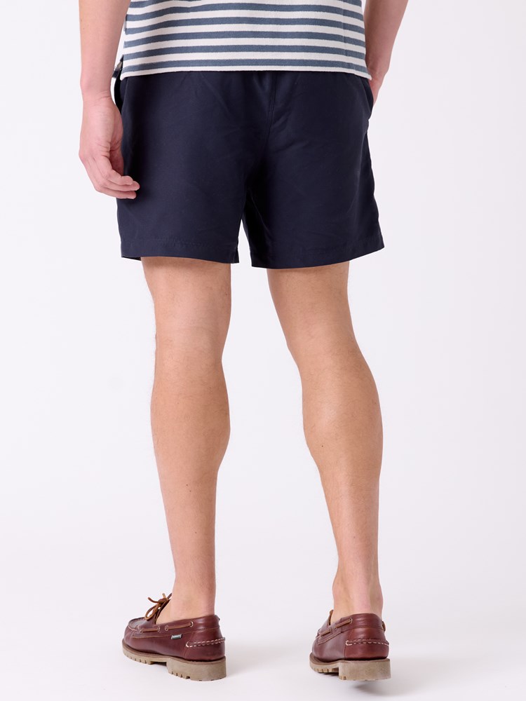 Vik badeshorts 7515281_C27-MRCAPUCHIN-H26-Modell-Front_chn=decades_6956_Vik badeshorts C27.jpg_Front||Front