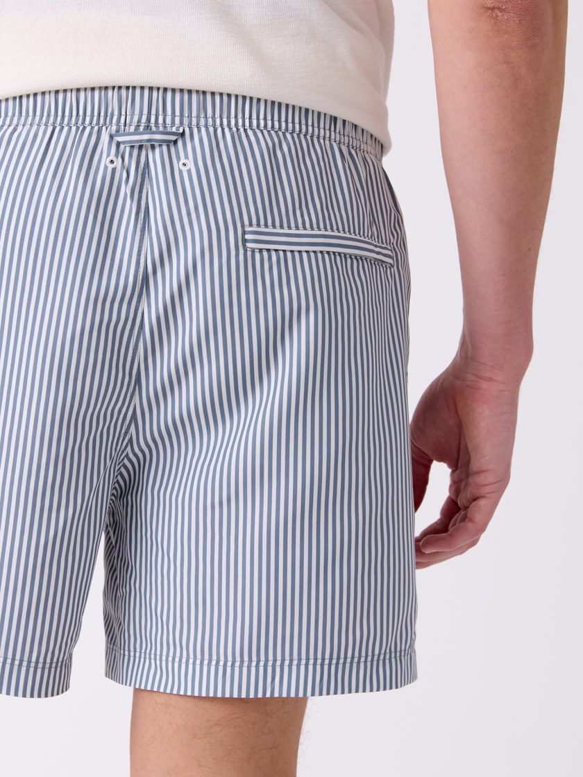 7515282 IFI 7515282_IFI-MRCAPUCHIN-H26-Modell-Front_chn=decades_2709_Strand badeshorts IFI.jpg_Front