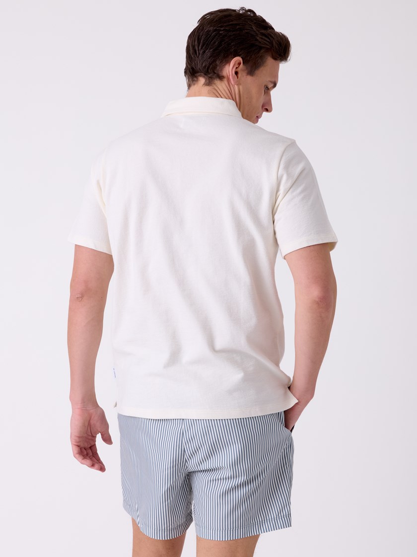 7515306 O61 7515306_O61-MRCAPUCHIN-H26-Modell-Front_chn=decades_9428_Roy polo t-skjorte O61.jpg_Front||Front