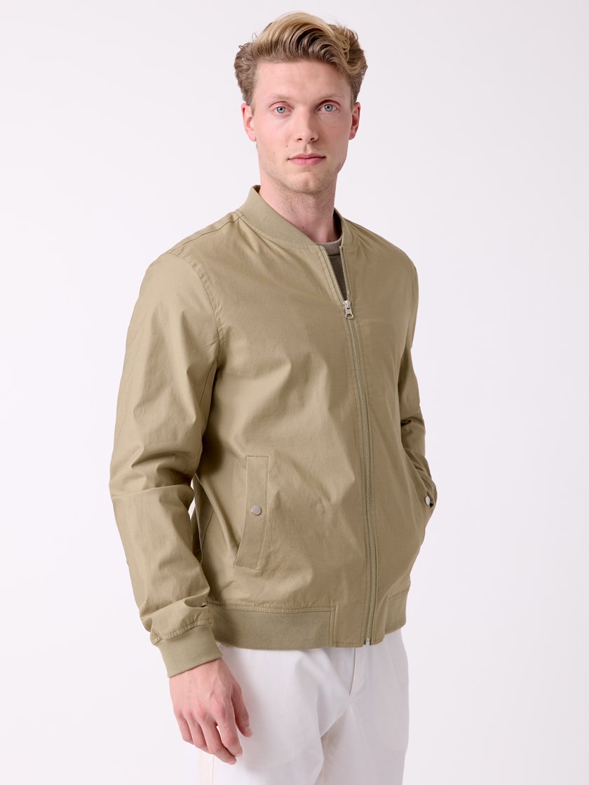 7515457 T09 7515457 T09 25_Joseph jakke T09.jpg_