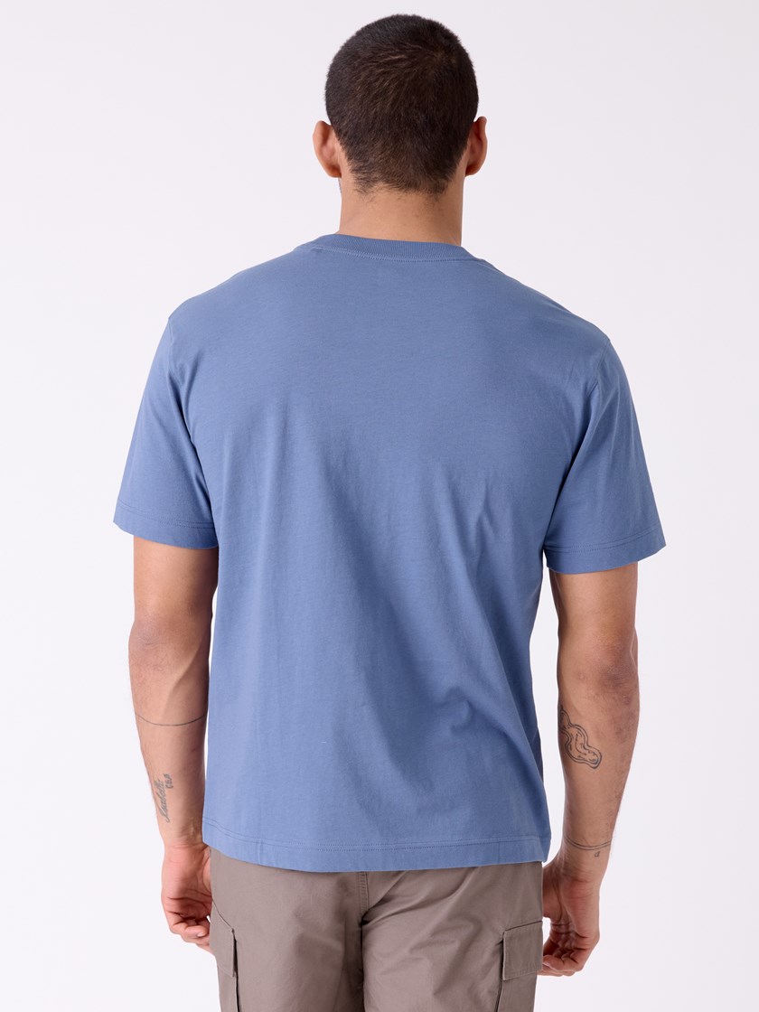 7515567 S52 7515567_S52-WOSNOTWOS-H26-Modell-Front_chn=decades_1275_Mantra t-skjorte S52.jpg_Front||Front