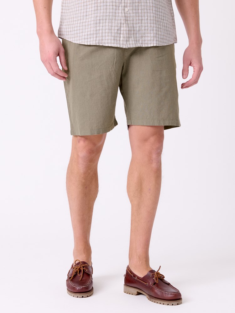 William shorts 7515611_R81-MRCAPUCHIN-H26-Modell-Front_chn=decades_2455_William shorts R81.jpg_Front||Front