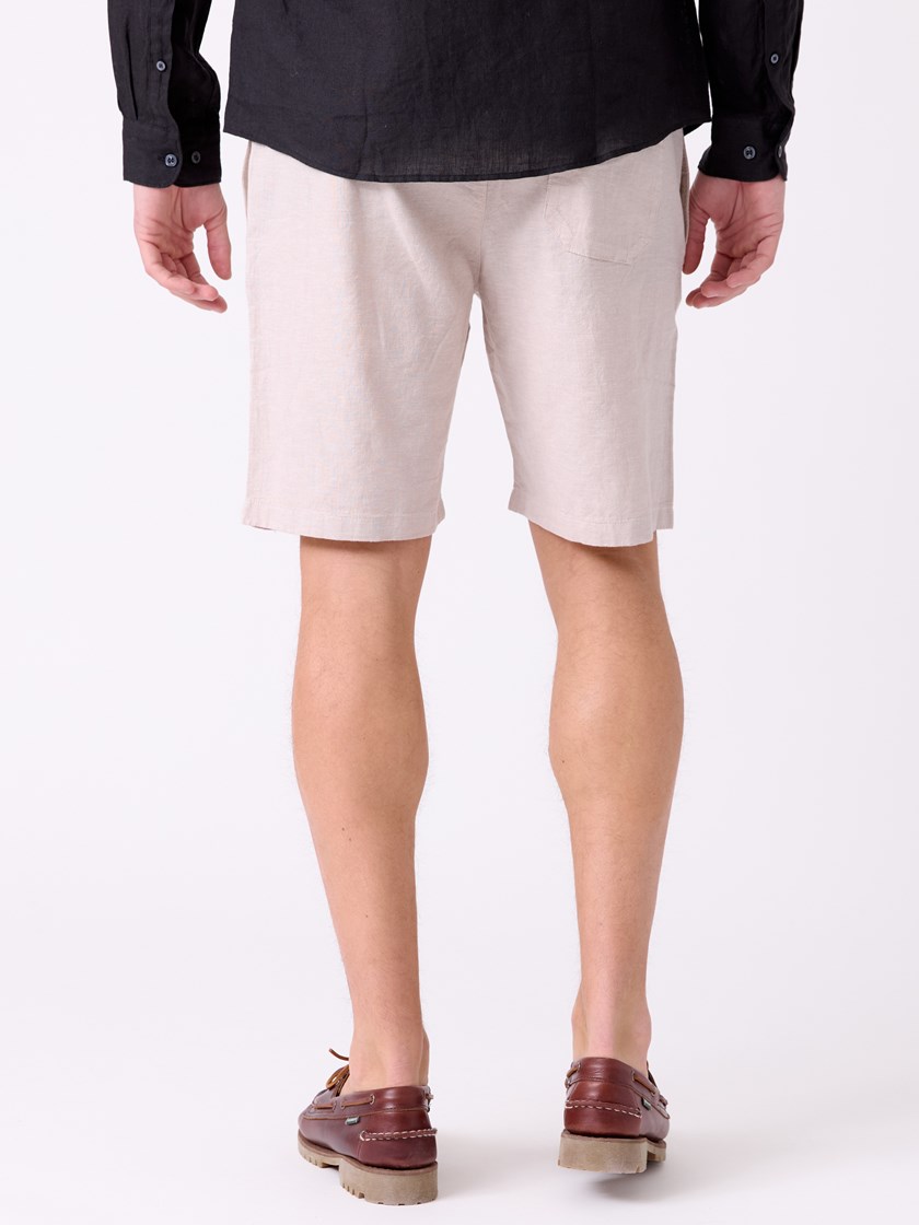7515611 S76 7515611_S76-MRCAPUCHIN-H26-Modell-Front_chn=decades_3114_William shorts S76.jpg_Front||Front