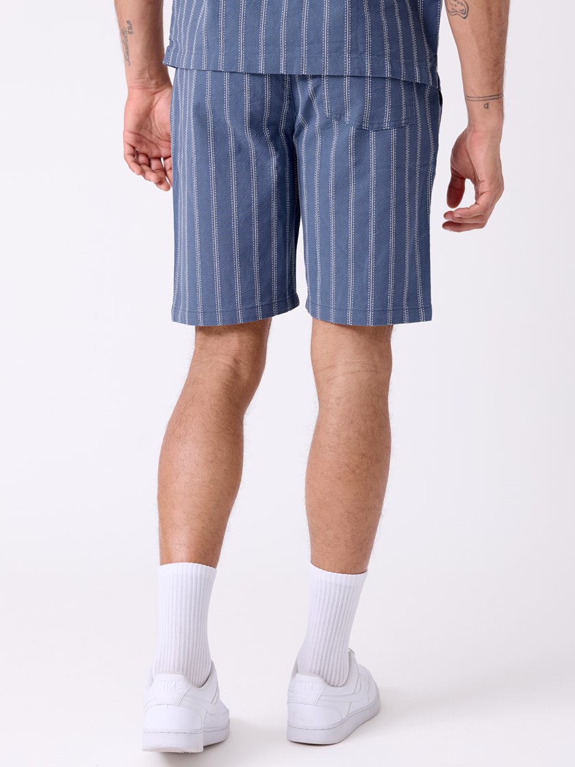 7515722 EPF 7515722_EPF-HENRYCHOICE-H26-Modell-Front_chn=decades_679.jpg_Front||Front