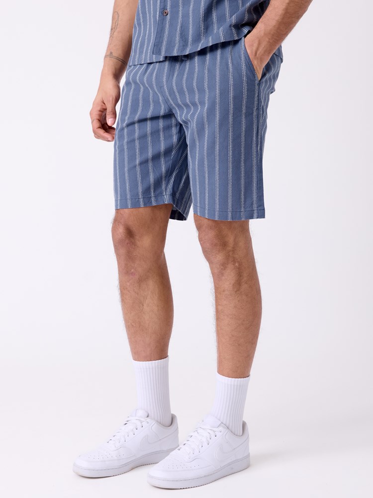 Relax shorts 7515722_EPF-HENRYCHOICE-H26-Modell-Front_chn=decades_6917_Relax shorts EPF.jpg_Front||Front