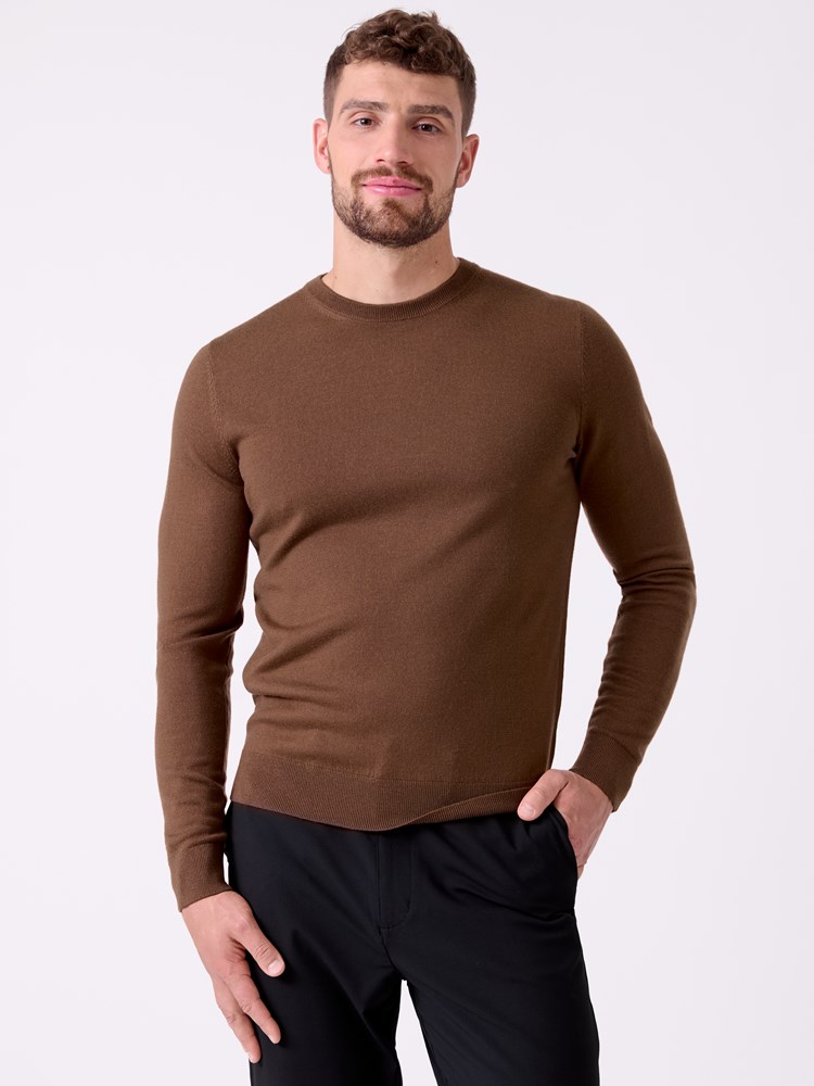 Merino strikkegenser 7516046_AIU-MRCAPUCHIN-A26-Front_2965_Merino strikkegenser AIU.jpg_Front
