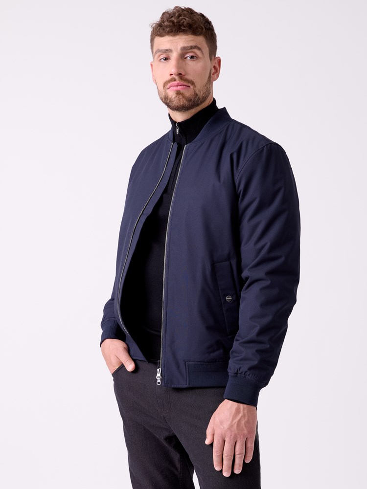 Merino zip neck strikkegenser 7516049_CAD-MRCAPUCHIN-A26-Front_6085_Merino zip neck strikkegenser CAD.jpg_Front||Front