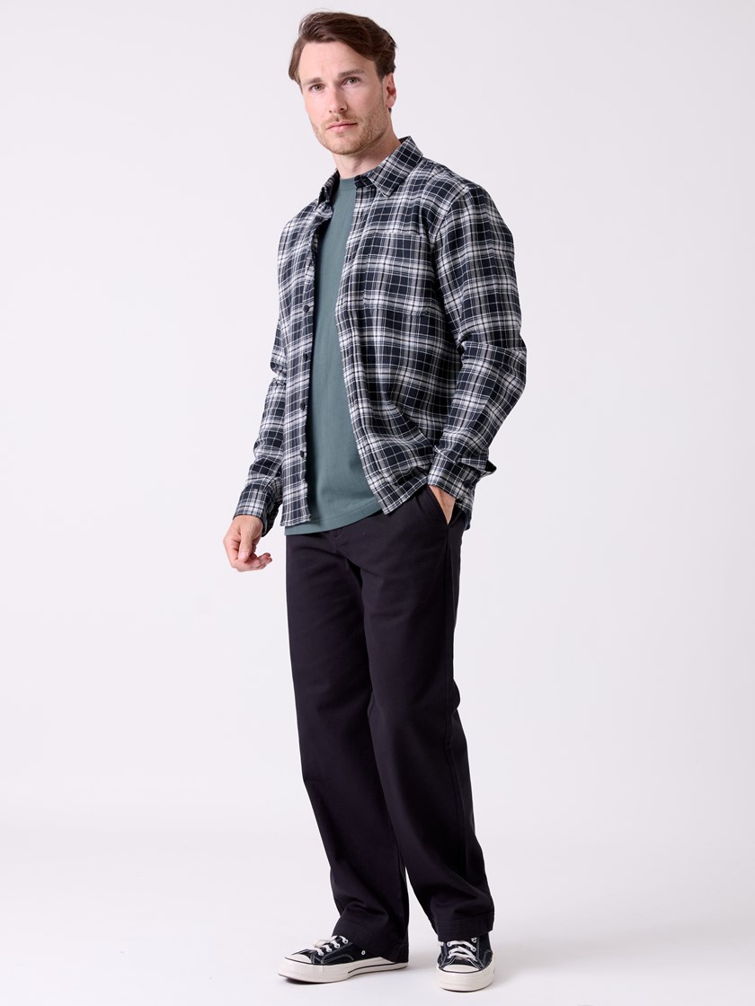 7516220 C18 7516220_C18-WOSNOTWOS-A26-Front_2762_Olai rutete skjorte C18.jpg_Front||Front