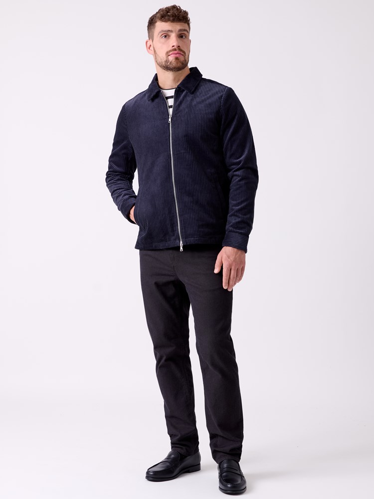 Petter overskjorte 7516252_C27-MRCAPUCHIN-A26-Front_5993_Petter overskjorte C27.jpg_Front||Front