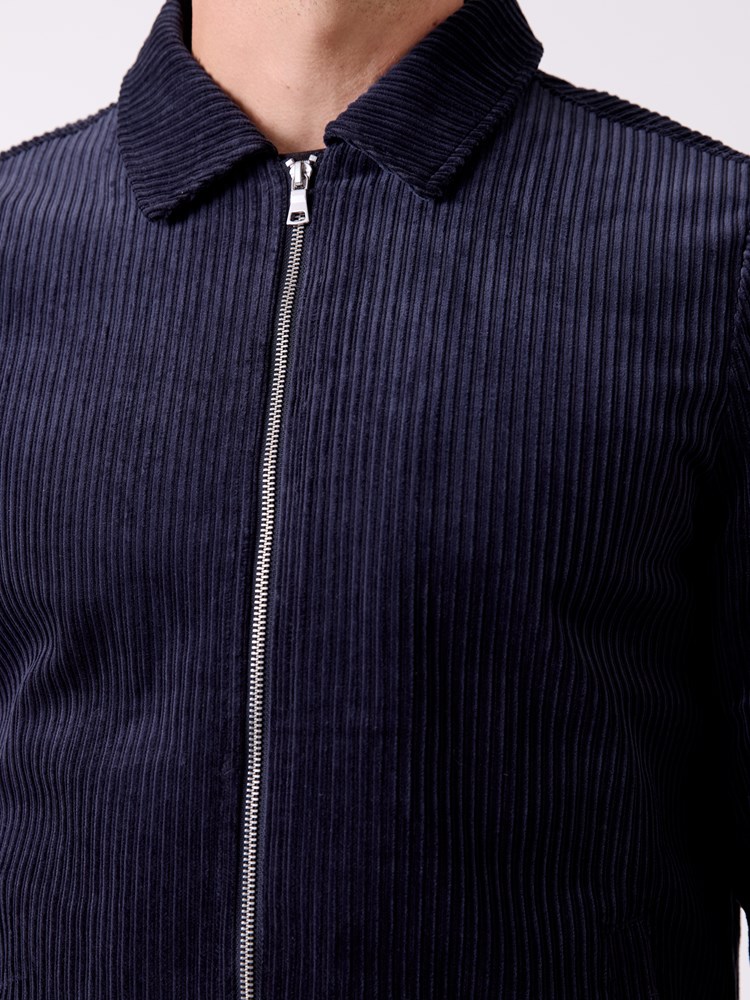 Petter overskjorte 7516252_C27-MRCAPUCHIN-A26-Front_7860_Petter overskjorte C27.jpg_Front||Front