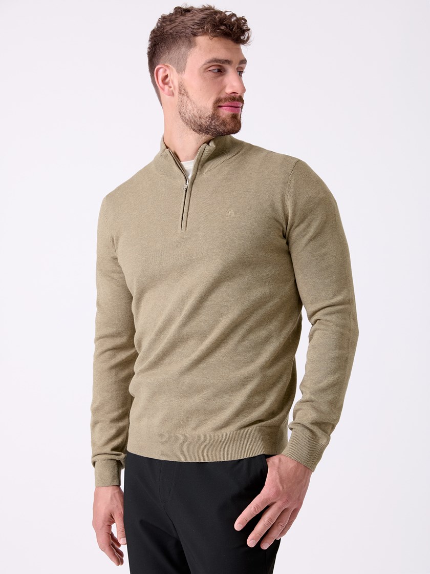 7516265 T29 7516265_T29-MRCAPUCHIN-A26-Front_8605_Dammers zip neck genser T29.jpg_Front