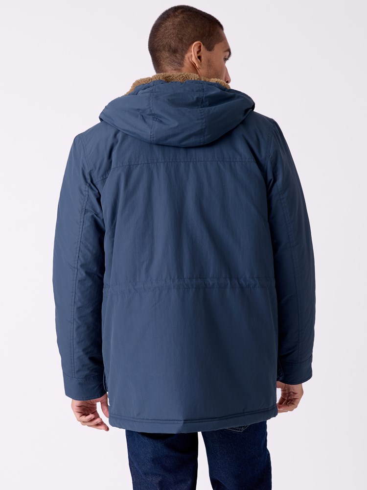 Roots parka 7516396_EHI-HENRYCHOICE-A26-Front_1064_Roots parka EHI.jpg_Front||Front