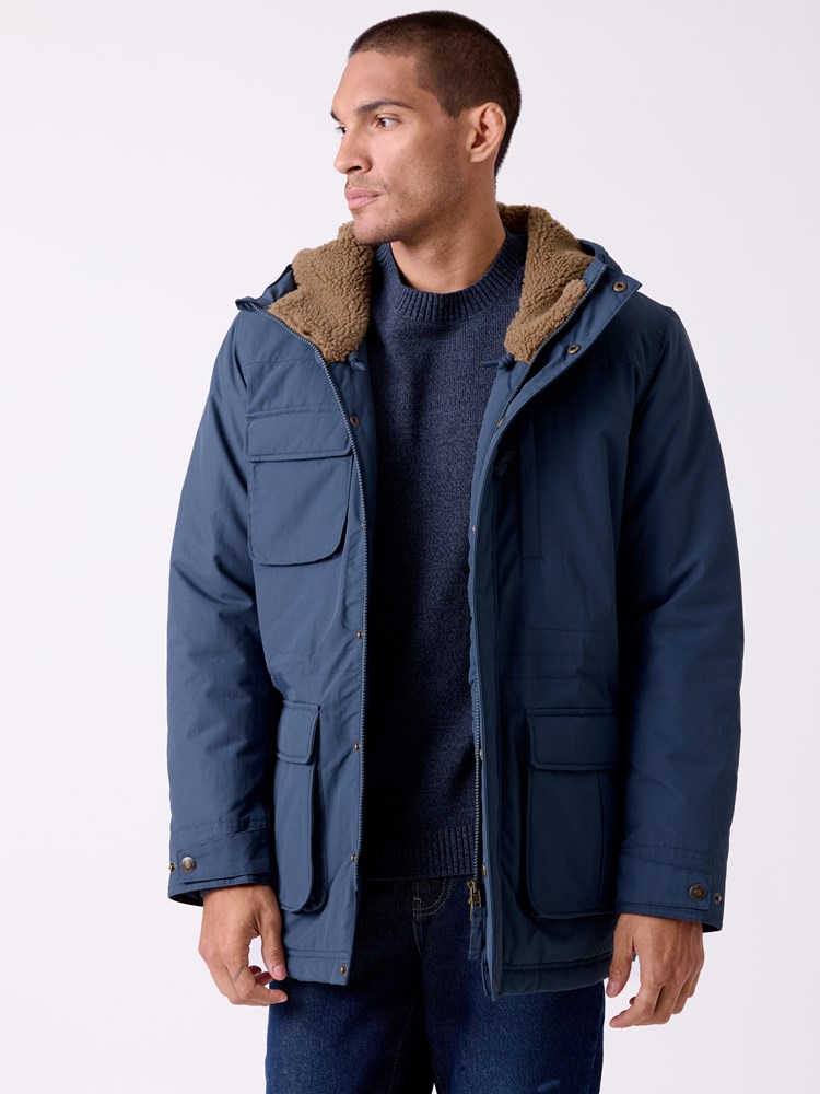 Roots parka 7516396_EHI-HENRYCHOICE-A26-Front_1777_Roots parka EHI.jpg_Front||Front