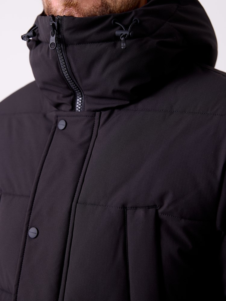 Jimi parkas 7516537_ID2-MRCAPUCHIN-A26-Front_3923.jpg_Front||Front