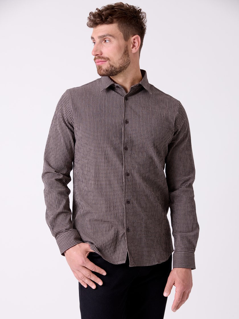 7516596 AIU 7516596_AIU-MRCAPUCHIN-A26-Front_3561_Rasmus skjorte AIU.jpg_Front||Front