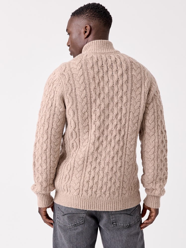 Kian zip cardigan 7516645_T98-HENRYCHOICE-W26-Modell-Front_chn=decades_2892_Kian zip cardigan T98.jpg_Front||Front