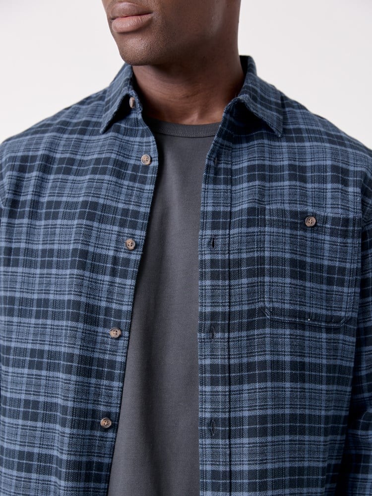 Shane shirt 7516651_IEH-HENRYCHOICE-W26-Modell-Front_chn=decades_1933_Shane shirt IEH.jpg_Front||Front