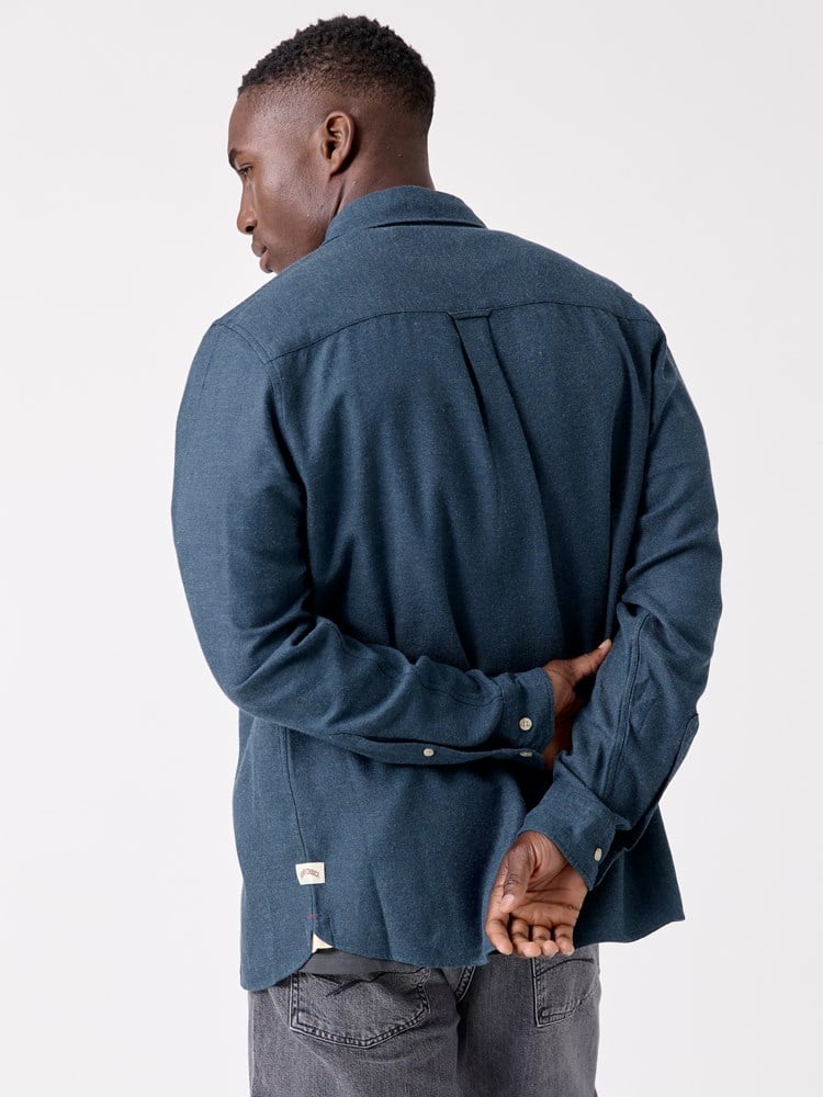 Herringbone shirt 7516653_EHI-HENRYCHOICE-W26-Modell-Front_chn=decades_1657_Herringbone shirt EHI.jpg_Front||Front