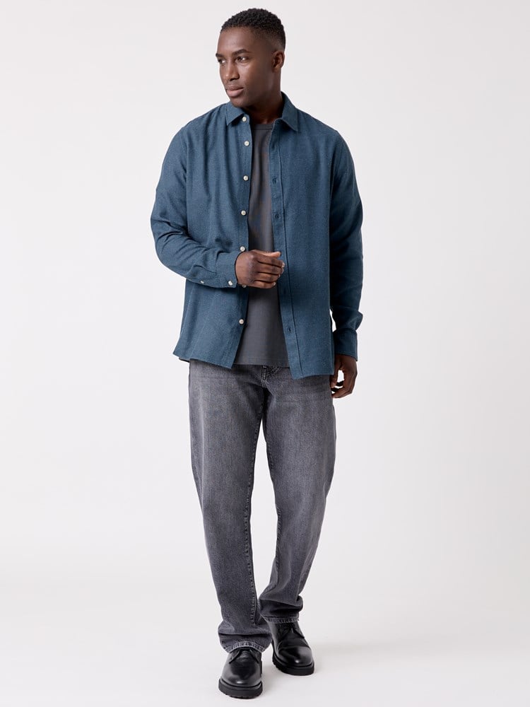 Herringbone shirt 7516653_EHI-HENRYCHOICE-W26-Modell-Front_chn=decades_7493_Herringbone shirt EHI.jpg_Front||Front