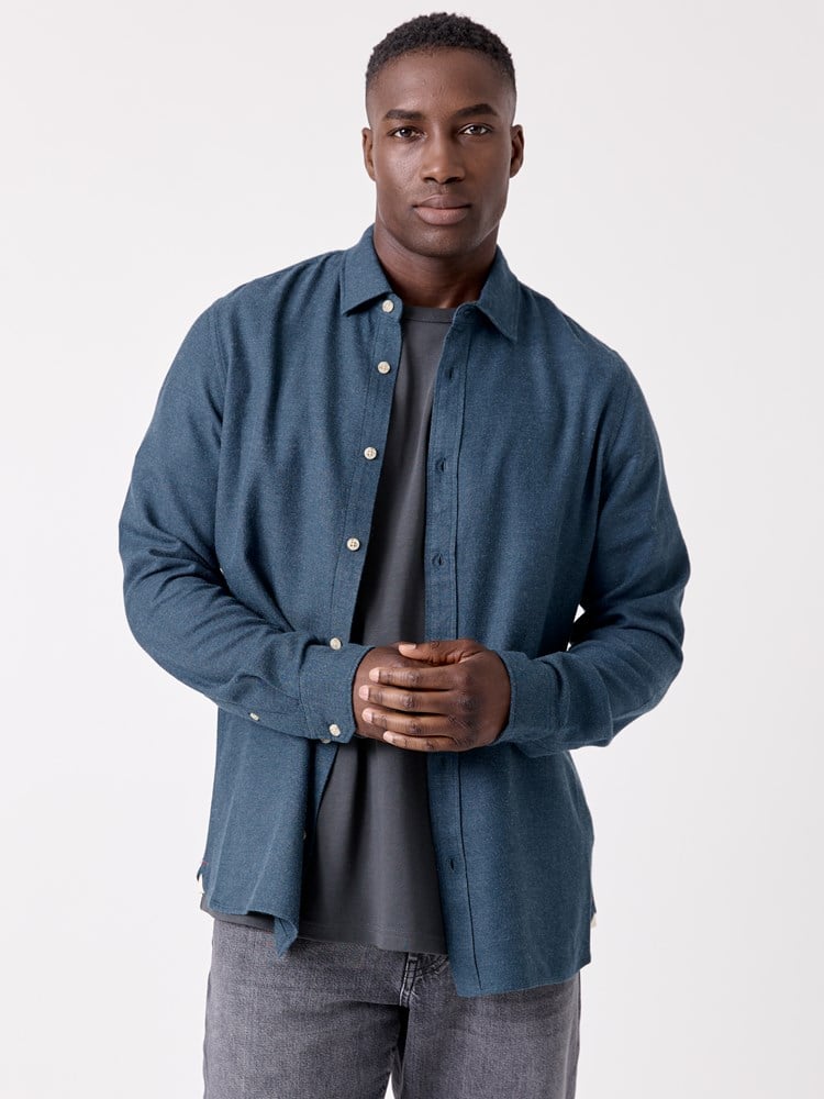 Herringbone shirt 7516653_EHI-HENRYCHOICE-W26-Modell-Front_chn=decades_8755_Herringbone shirt EHI.jpg_Front||Front