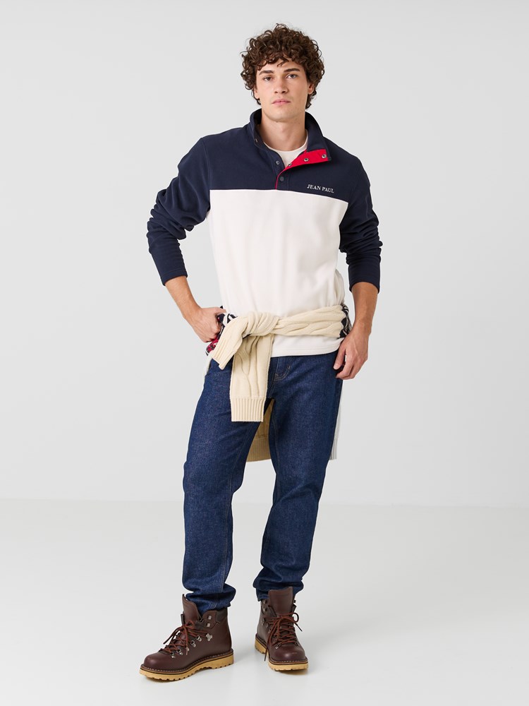 Theodore fleecegenser 7516845_K5X-JEANPAUL-W26-Modell-Front_9793_Theodore fleecegenser K5X.jpg_Front||Front