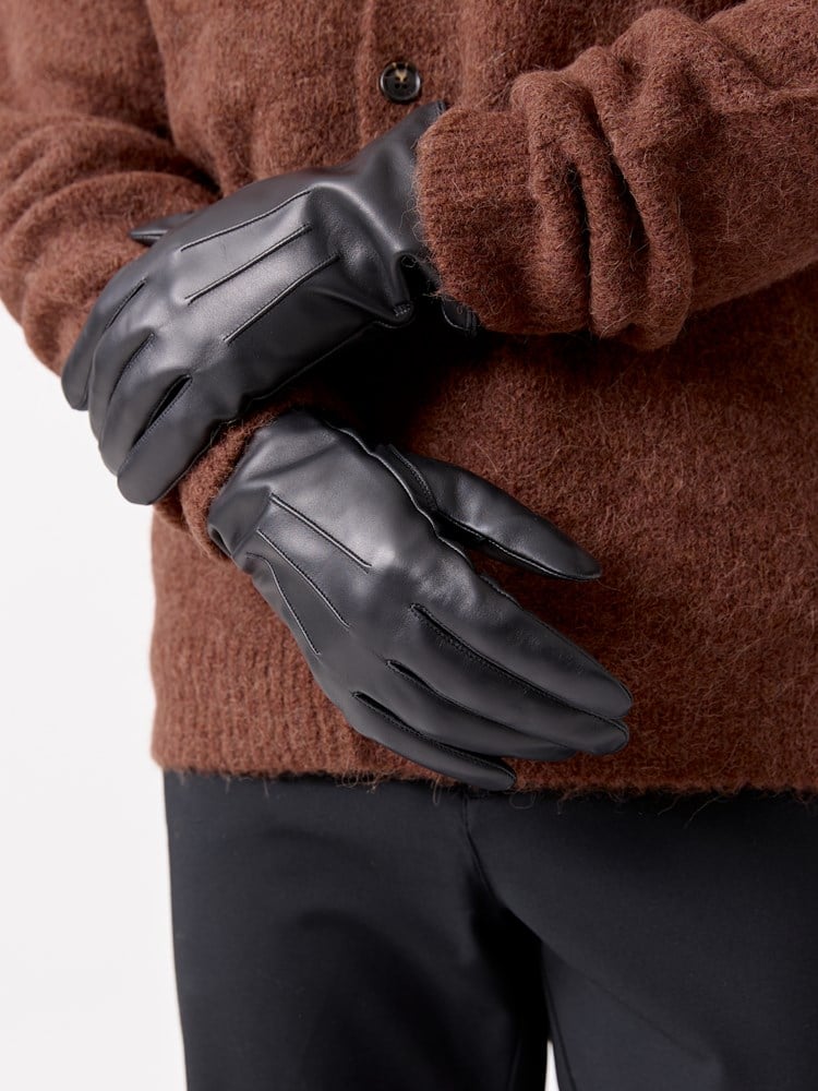 Seppo skinnhanske 7516948_ID2-MRCAPUCHIN-W26-Modell-Front_chn=decades_8588.jpg_Front||Front