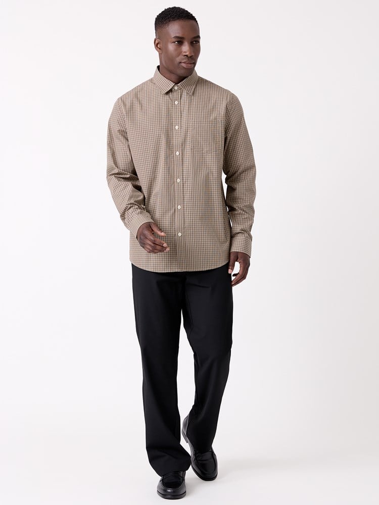 Truls skjorte 7516969_AFU-MRCAPUCHIN-W26-Modell-Front_chn=decades_4703_Truls skjorte AFU.jpg_Front||Front