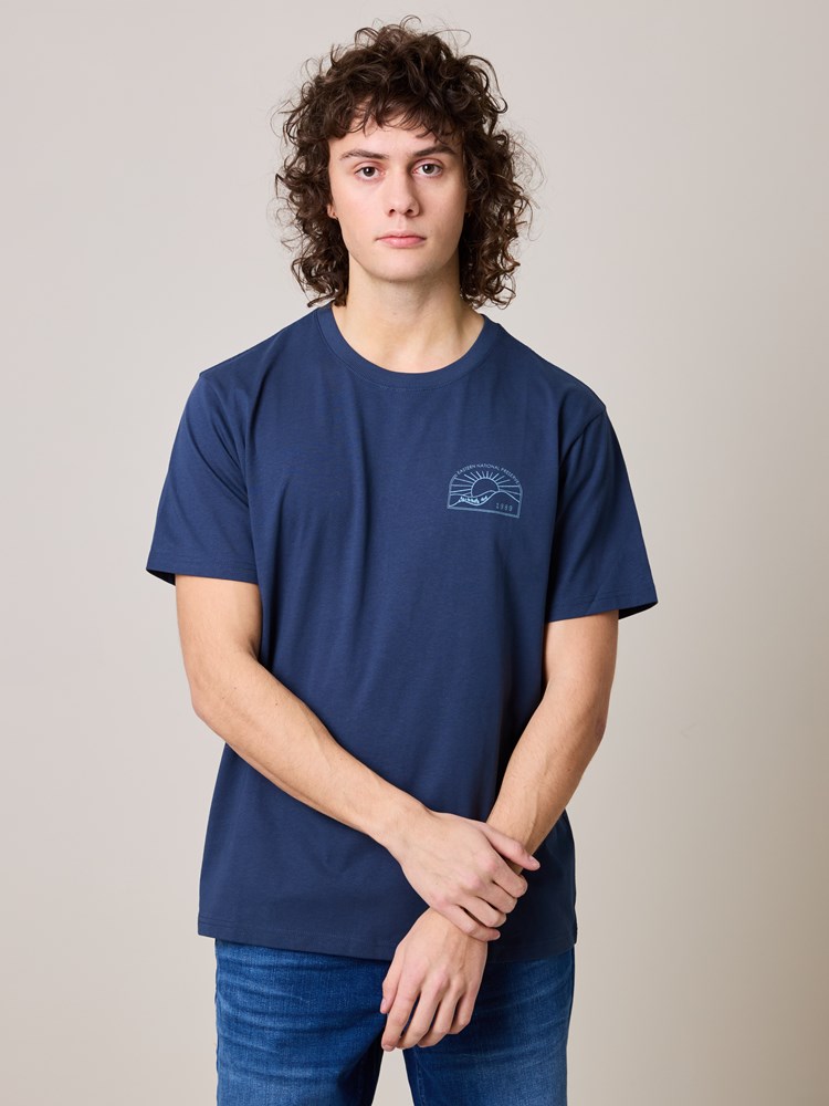 Boxy t-shirt Boxy t-shirt EHI 4.jpg_