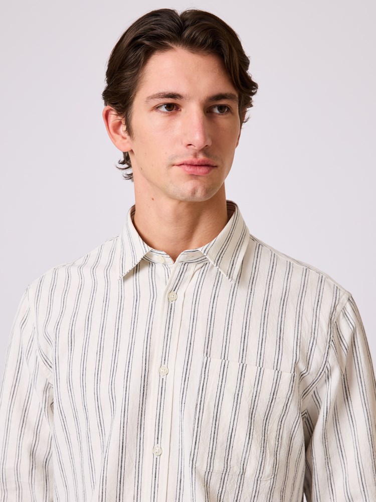 Edvin skjorte Edvin skjorte dark navy 16_Edvin skjorte C27.jpg_