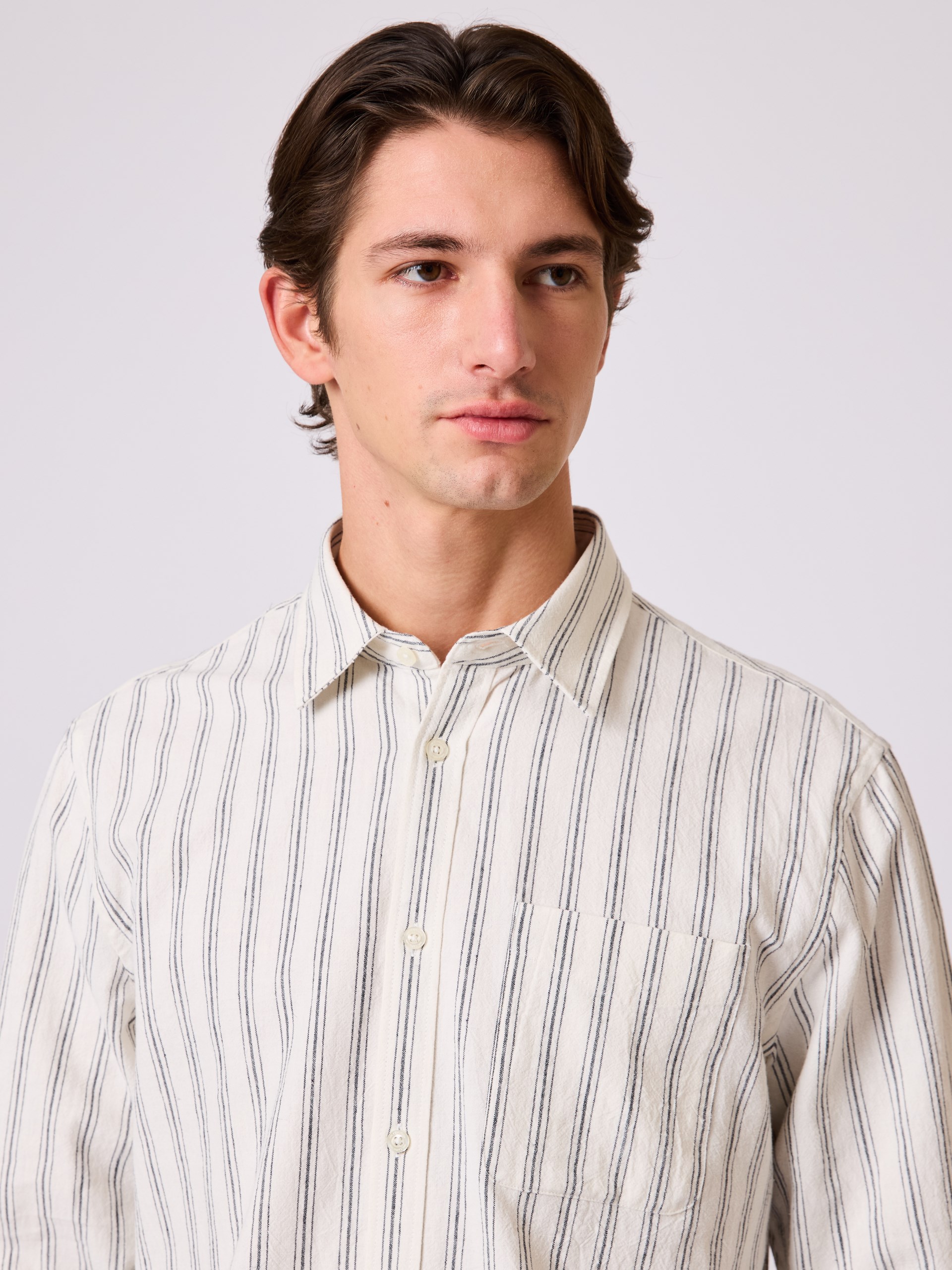 7510538 C27 Edvin skjorte dark navy 16_Edvin skjorte C27.jpg_