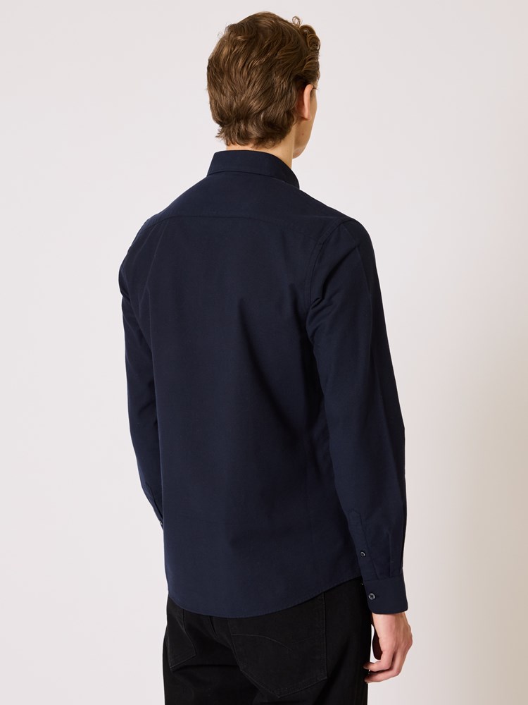 Eino oxfordskjorte Eino oxford skjorte dark navy 5_Eino oxfordskjorte C27.jpg_