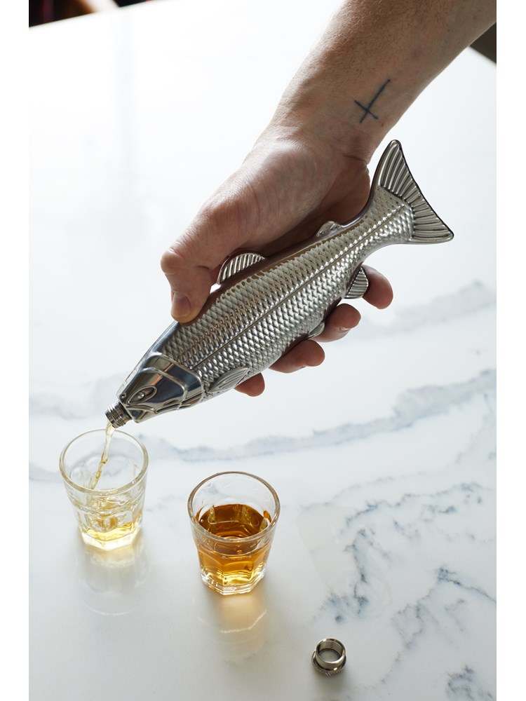 Fish Hip Flask GEN750UK_10_IGI_Fish Hip Flask IGI.jpg_