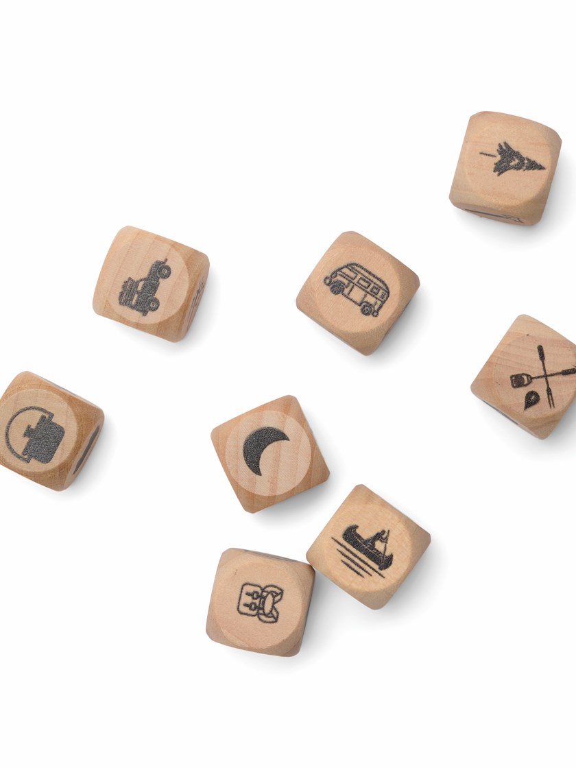 7252852 GMC GEN772UK_3_Campfire Story Dice GMC.jpg_