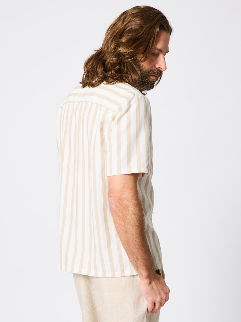 7511391 ADO Kai Skjorte Beige stripe 4_ADO_Cai stripete skjorte ADO.jpg_Back||Back