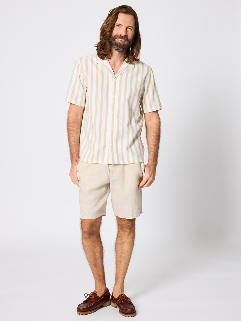 7511391 ADO Kai Skjorte Beige stripe_ADO_Cai stripete skjorte ADO.jpg_Front||Front