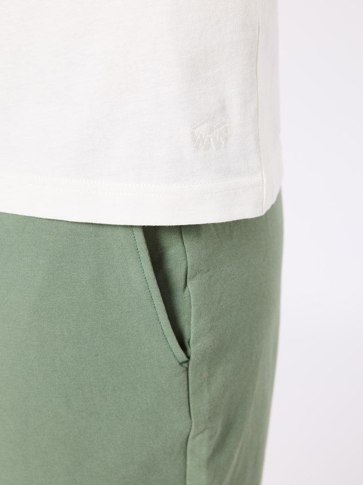 Lett t-skjorte Lett t-skjorte hvit 21_Lett t-skjorte O78.jpg_