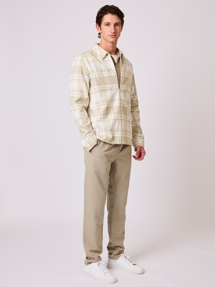 Lukas rutete overskjorte Lukas rutete overskjorte Moss grey 4_Lukas rutete overskjorte I4R 7510648.jpg_