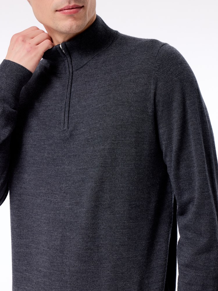 Merino zip neck strikkegenser Merinos zip neck strikkegenser S06 Black Oyste 27.jpg_
