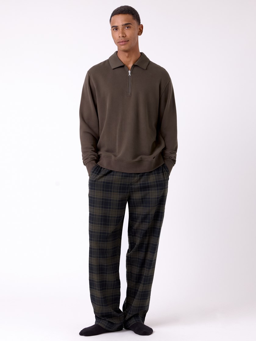 7513425 I7T Patrik pyjama bukse 7513425 Black Olive 2_Patrik pyjama bukse I7T.jpg_