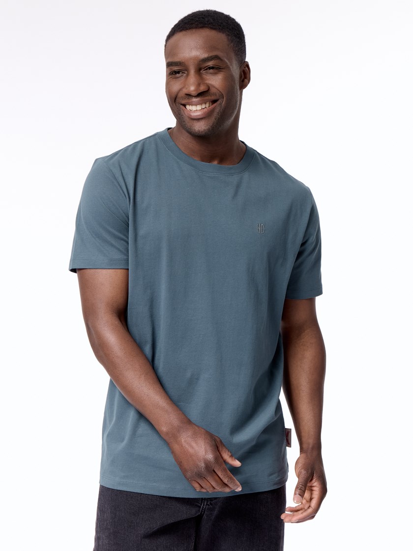 7512601 EHI Peak t-shirt EHI Midnight Na 12.jpg_
