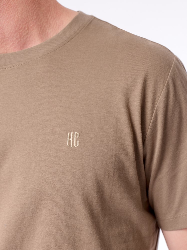 Peak t-shirt Peakk t-shirt AGG Shitake 18_7512601 AGG_Peak t-shirt AGG.jpg_