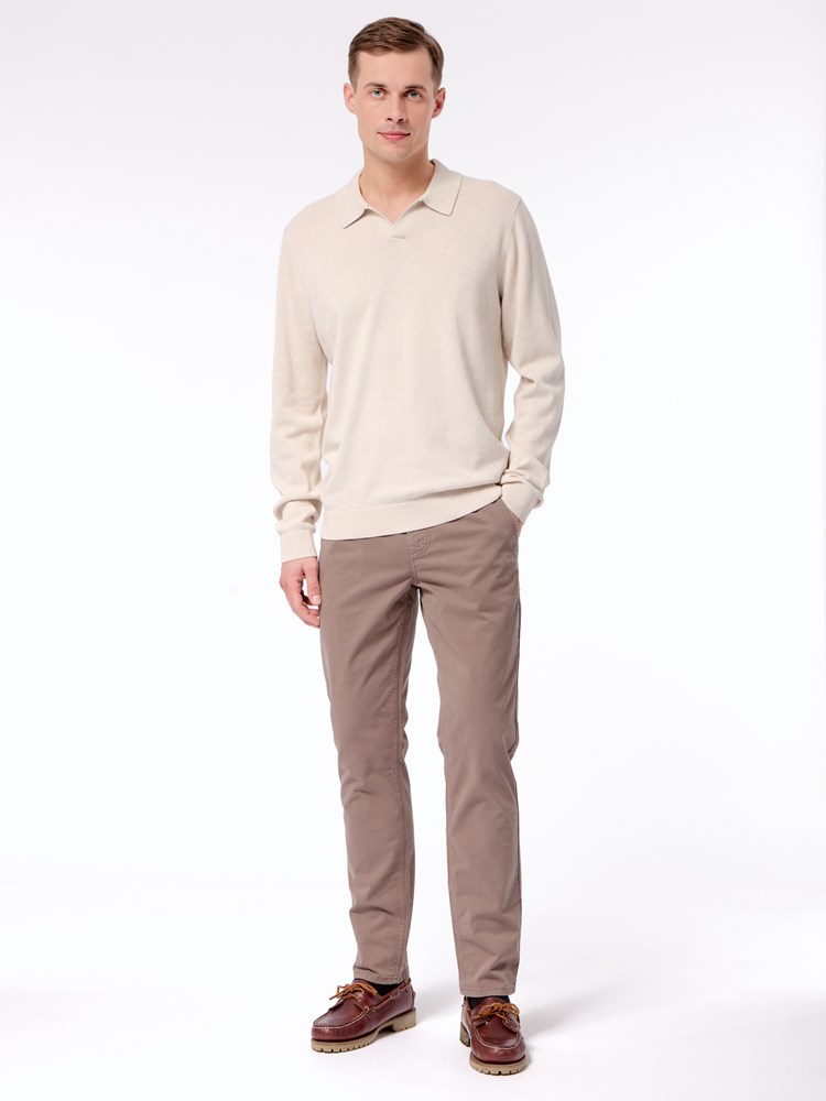 Regular chino str. twill Regular chino str. twill APR Morel 7.jpg_