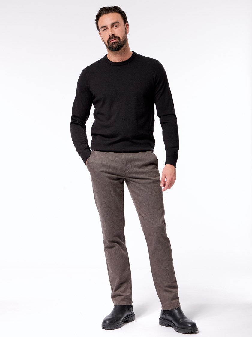 7512972 AIQ Regular melange chino AIQ After dark 8.jpg_