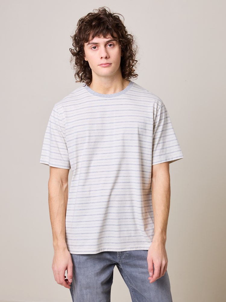 Reign t-shirt Reign t-shirt IEF 7.jpg_