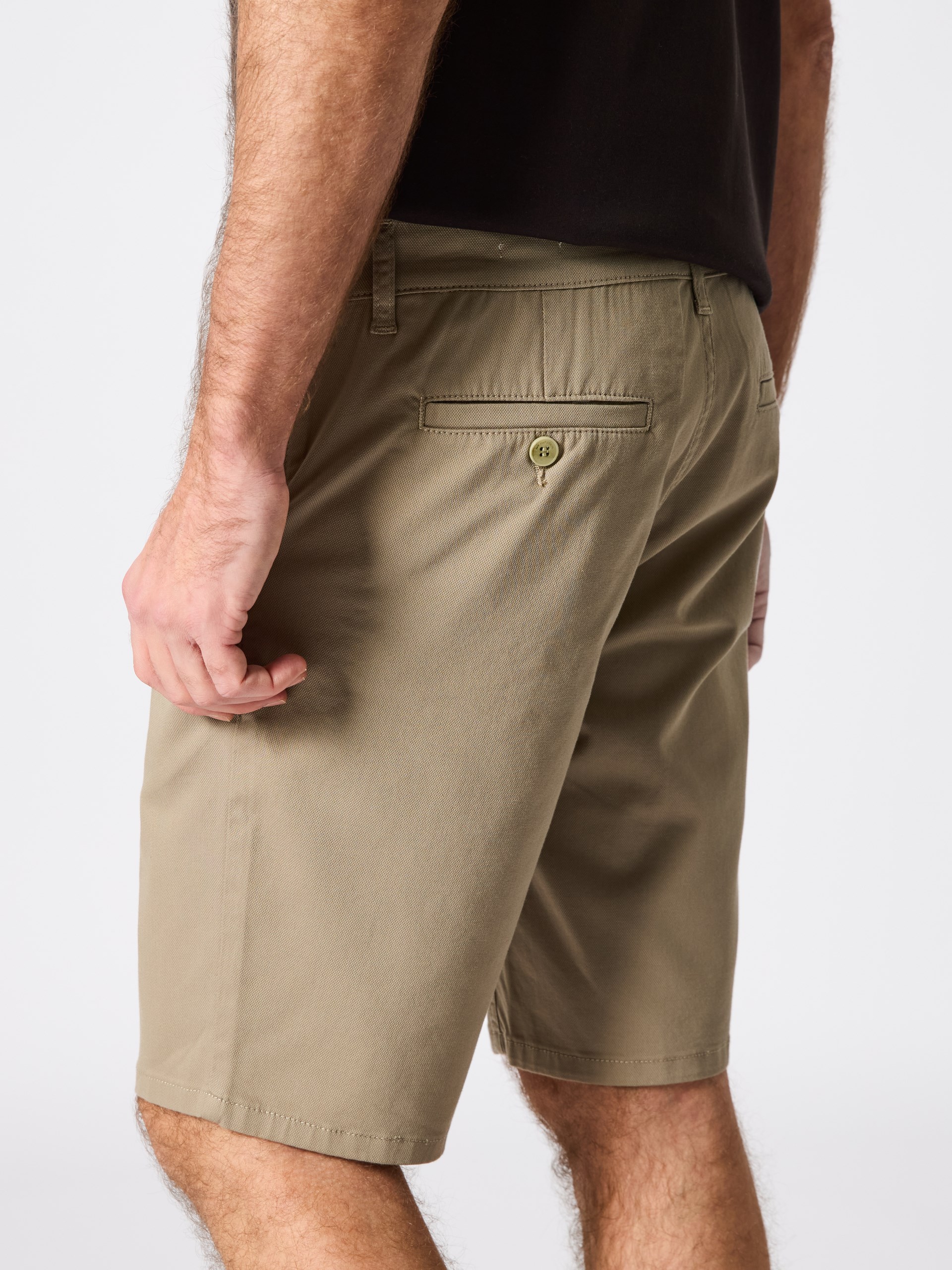 7510899 AEI Slim soft bermuda beige 15_Slim soft bermuda AEI.jpg_