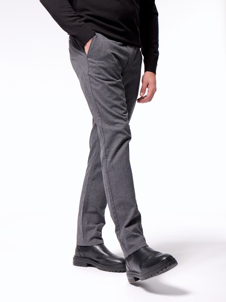 Slim structure chino Slim structure chino ID9 Charcole 53.jpg_