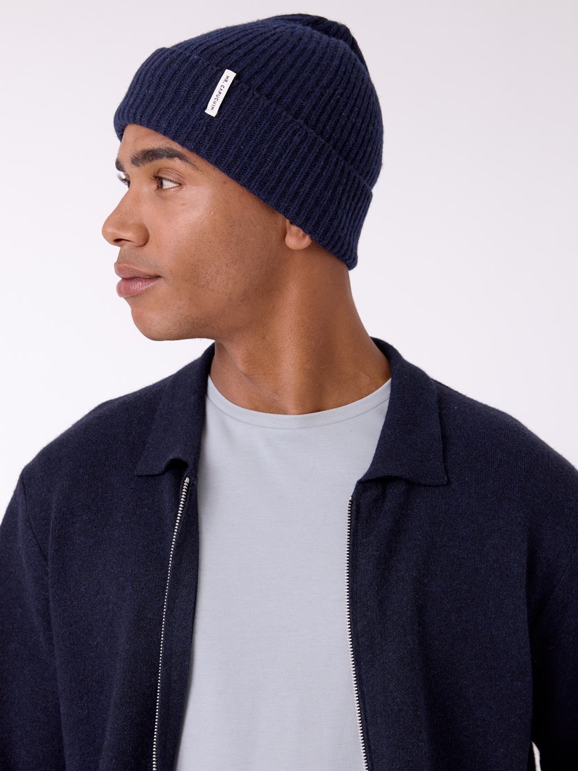 7514010 R15 Strikket lue 7514010 Dark Navy 4_Strikket lue R15.jpg_