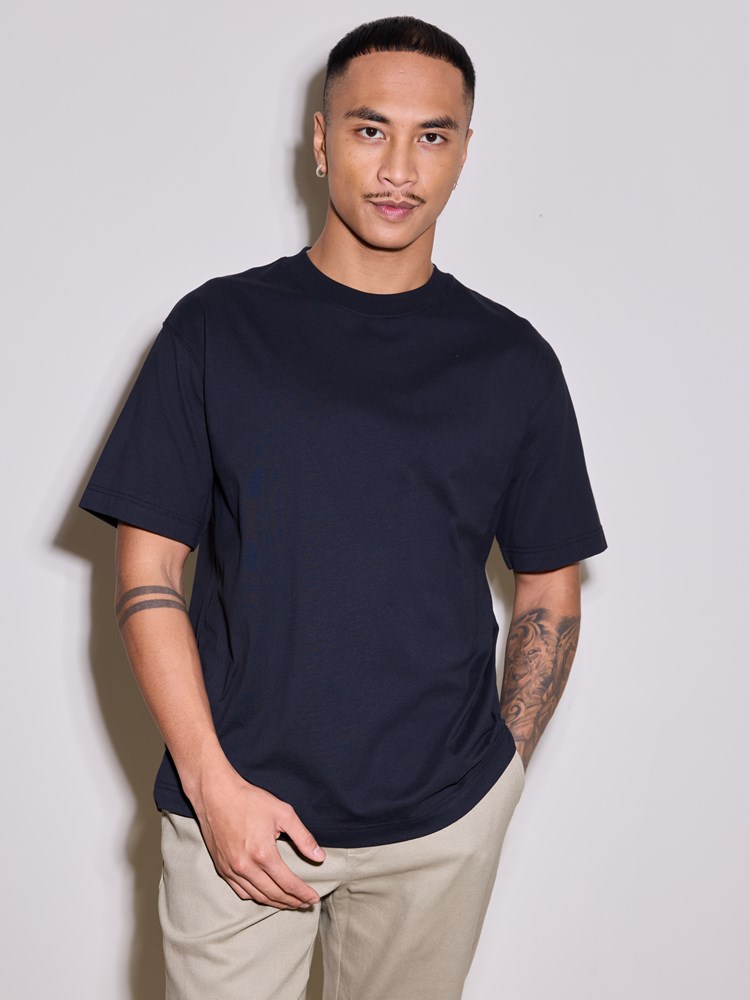 Tanjun t-skjorte Tanjun t-skjorte svart 7_Tanjun t-skjorte C18.jpg_